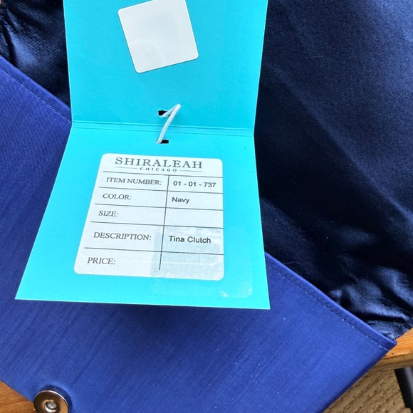 NWT- Shirleah Embroidered Crab Navy and Red Clutch - Picture 5 of 5